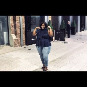 Meet your Posher, Zahra